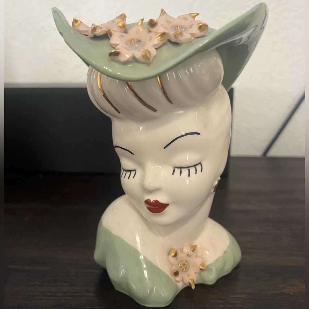 Mid Century Modern Ceramic Lady Head Vase - Picture 1 of 10